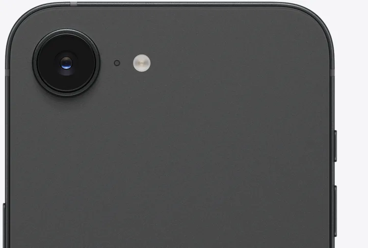 Apple iPhone 17e black