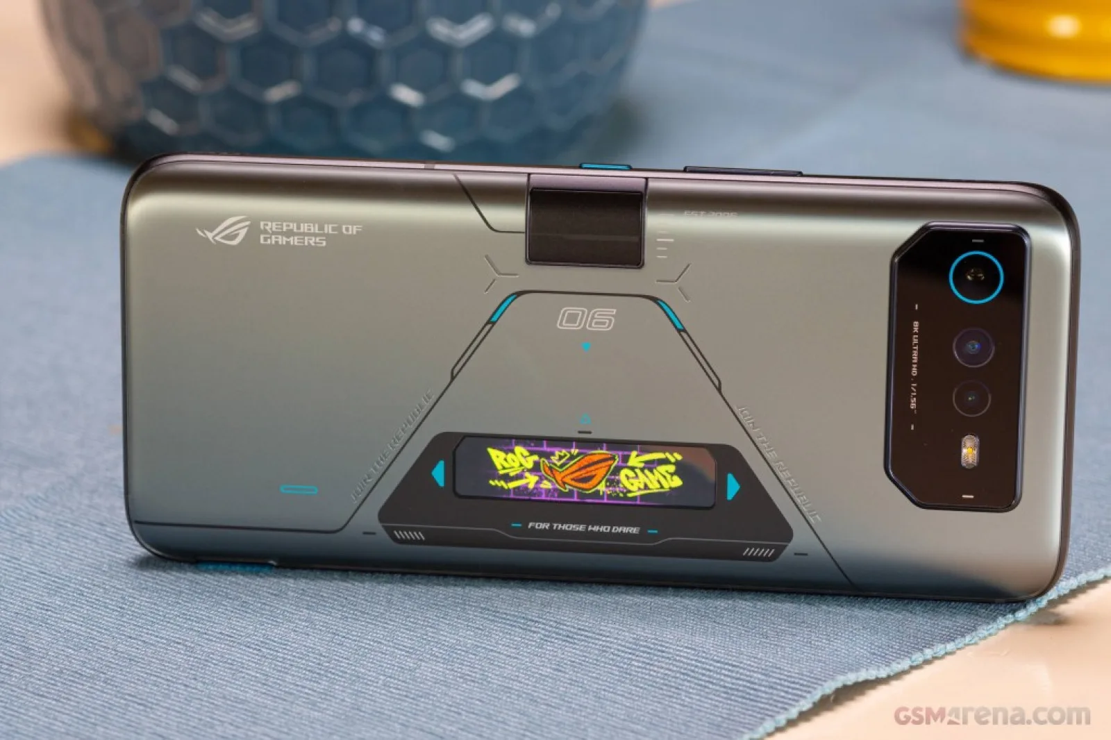 Asus ROG Phone 6D Ultimate